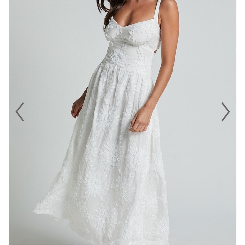 Showpo EUGENE MIDI DRESS - WIDE STRAP SWEETHEART BUST A LINE DRESS Size 6